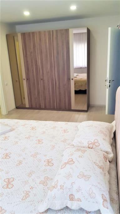 Appartement 10 Location, Close To Beaches And Anywhere *