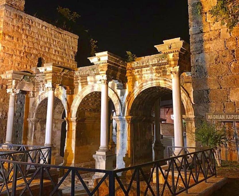 10 Location, Close To Beaches And Anywhere Appartement Antalya
